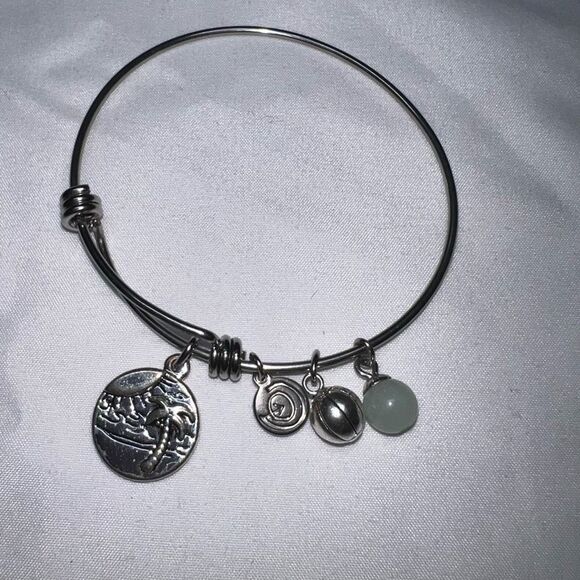 Charming Charlie “Life’s a Beach Enjoy the Waves” Charm Bracelet - Picture 1 of 6